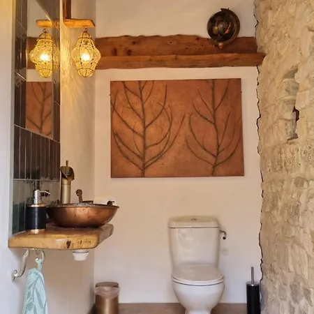 Luxury Bell Tent At La Fortinerie Mouliherne